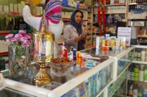 جشنواره محصولات دکتر ژیلا و ایروکس در داروخانه پرشیا